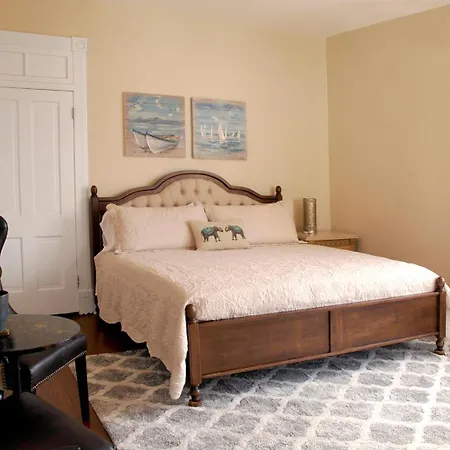 Mayli Place Luxury King Suite Downtown St Augustine
